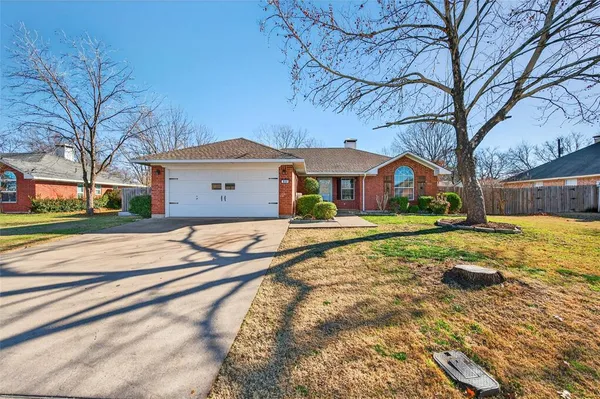 $299,999 | 905 Calder Street, Howe, TX 75459