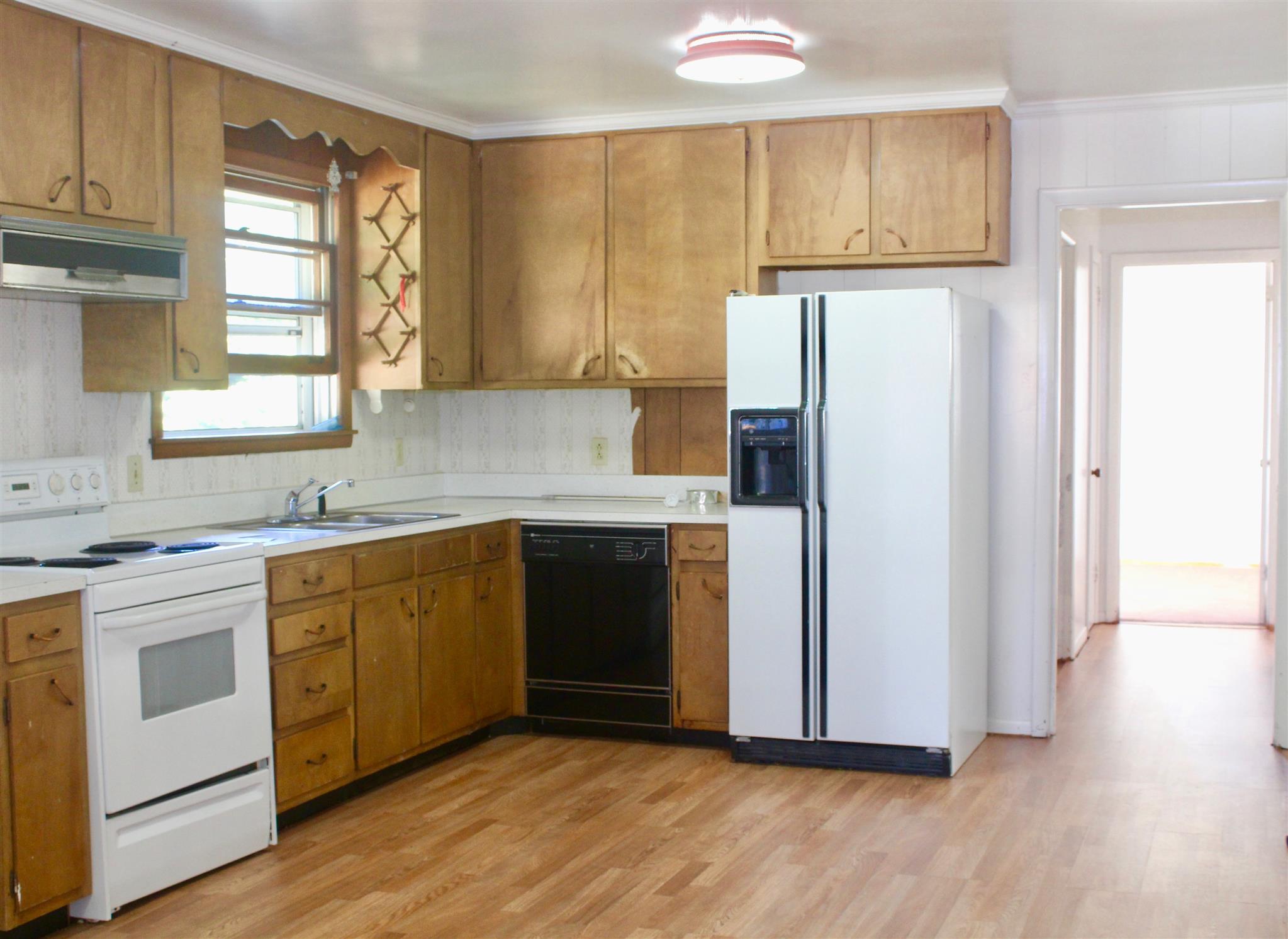 737 Reeves Road Antioch, TN 37013 - Photo 5 of 12 Gallery Image 5