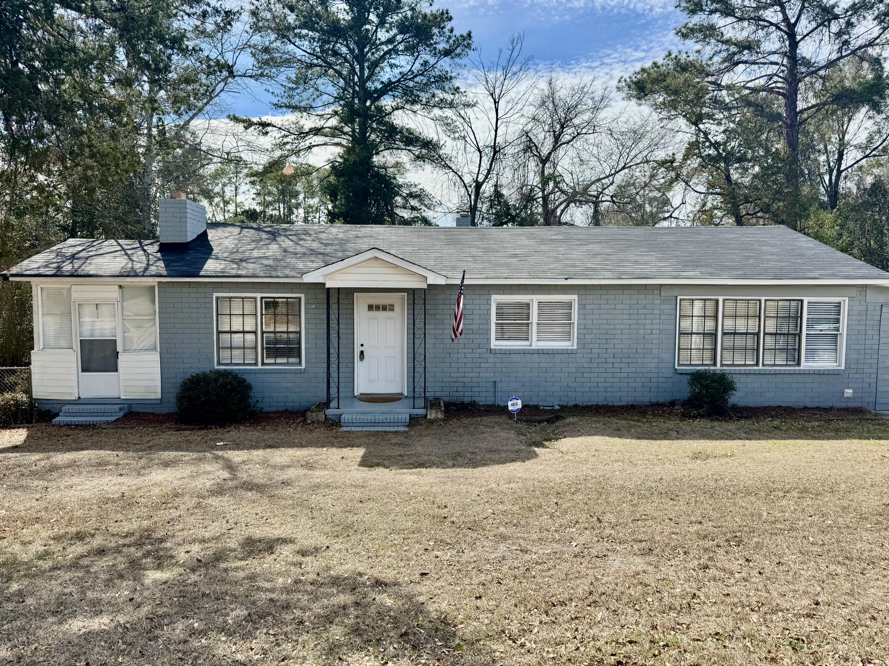 3335 Vaucluse Road Aiken, SC 29801 - Photo 1 of 12 IMG_5678
