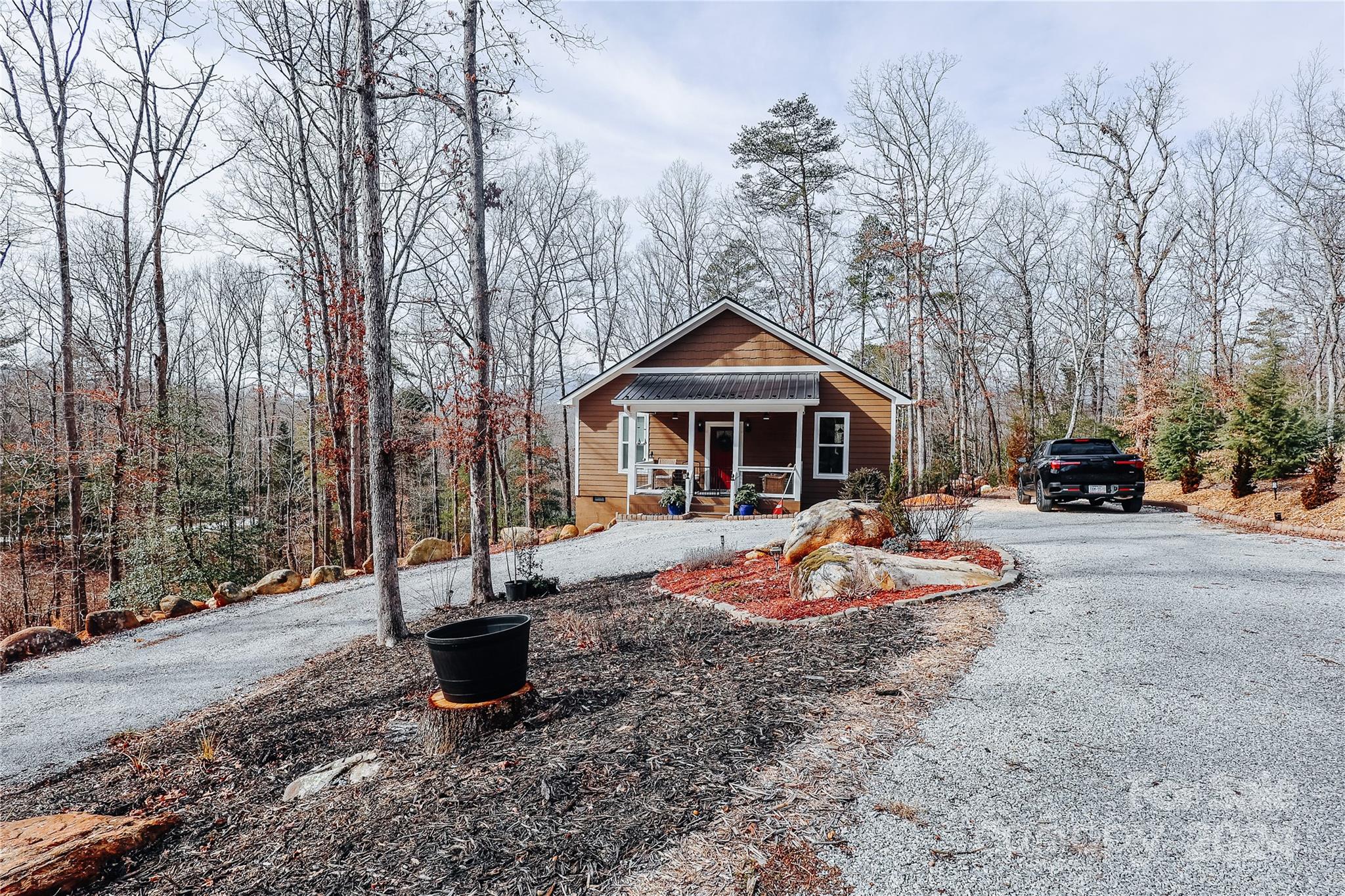 884 Dobsons Knob Loop Road Marion, NC 28752 - Photo 33 of 39 Gallery Image 33