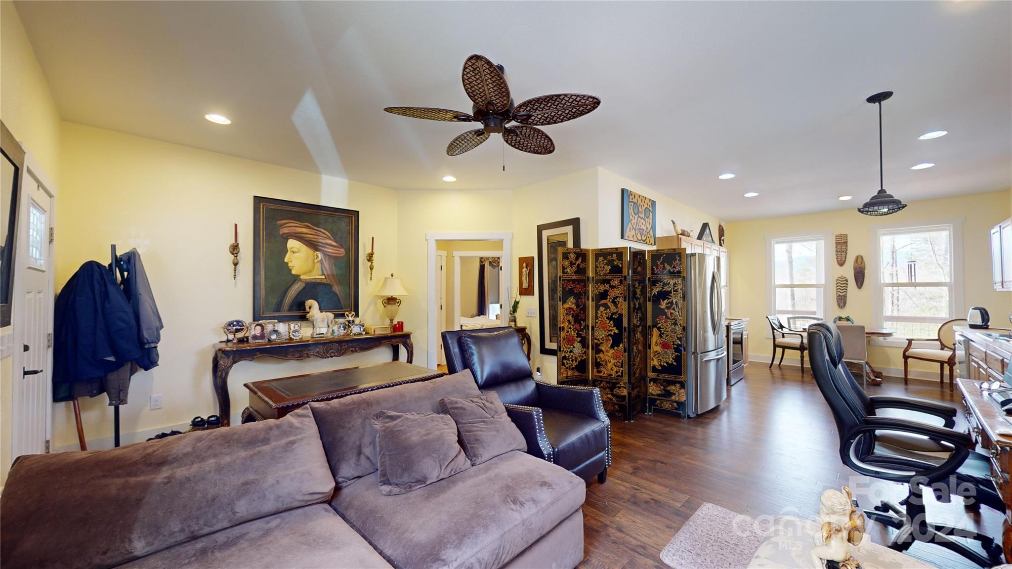 Gallery Image 6