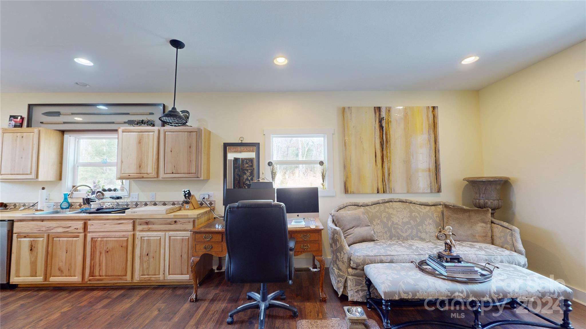 884 Dobsons Knob Loop Road Marion, NC 28752 - Photo 8 of 39 Gallery Image 8