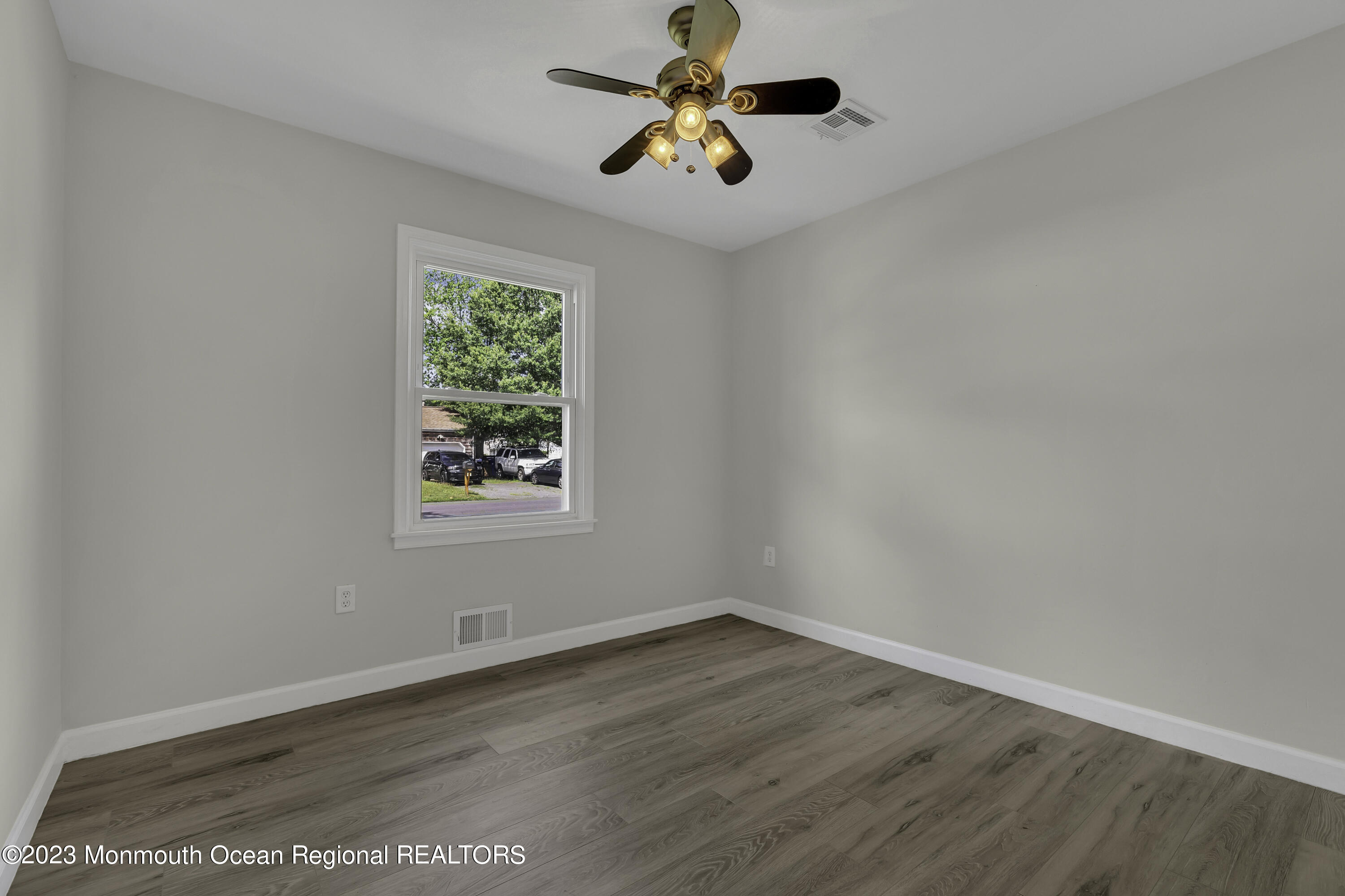 571 Martin Road Toms River, NJ 08753 - Photo 13 of 27 018_dsc00101