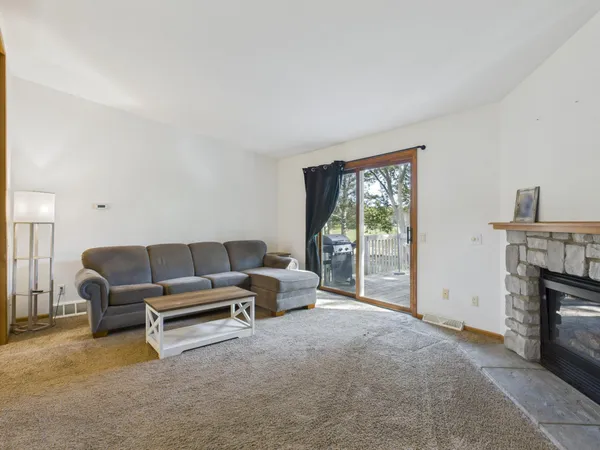 $340,000 | 40867 Forest Boulevard, North Branch, MN 55056