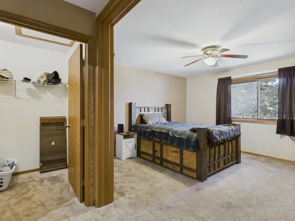 $340,000 | 40867 Forest Boulevard, North Branch, MN 55056