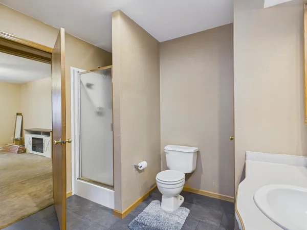 $340,000 | 40867 Forest Boulevard, North Branch, MN 55056