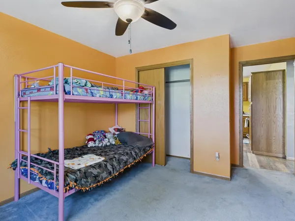 $340,000 | 40867 Forest Boulevard, North Branch, MN 55056