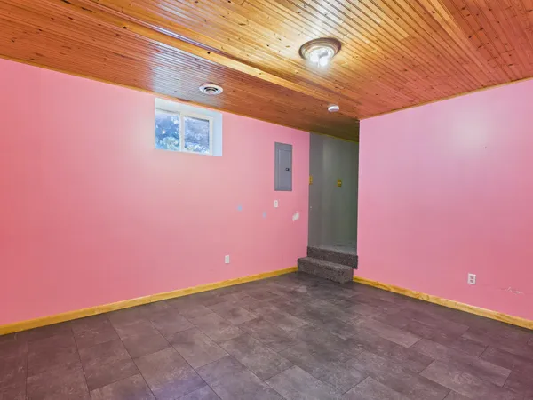 $340,000 | 40867 Forest Boulevard, North Branch, MN 55056