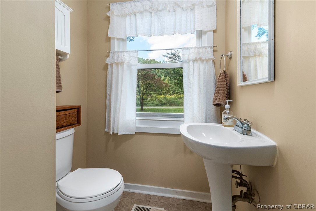 92 Punches Cove Road Lancaster, VA 22503 - Photo 13 of 33