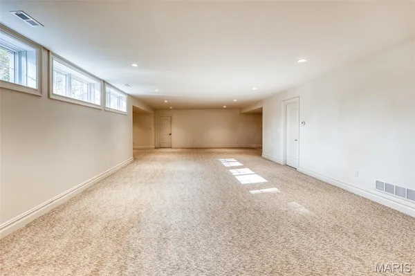$2,733,000 | Tbb Tbb Ballas Ridge- Nottingham Ii, Des Peres, MO 63131