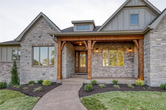 $2,733,000 | Tbb Tbb Ballas Ridge- Nottingham Ii, Des Peres, MO 63131