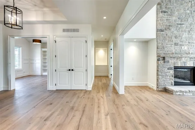 $2,733,000 | Tbb Tbb Ballas Ridge- Nottingham Ii, Des Peres, MO 63131