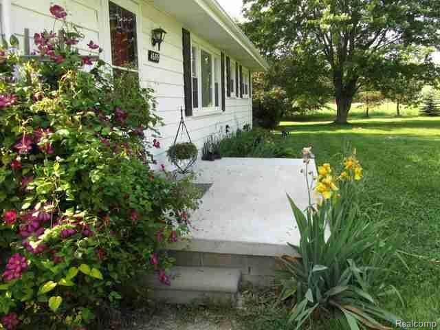 1655 Braidwood Road Memphis, MI 48041 - Photo 3 of 21 MIMLS31040693A