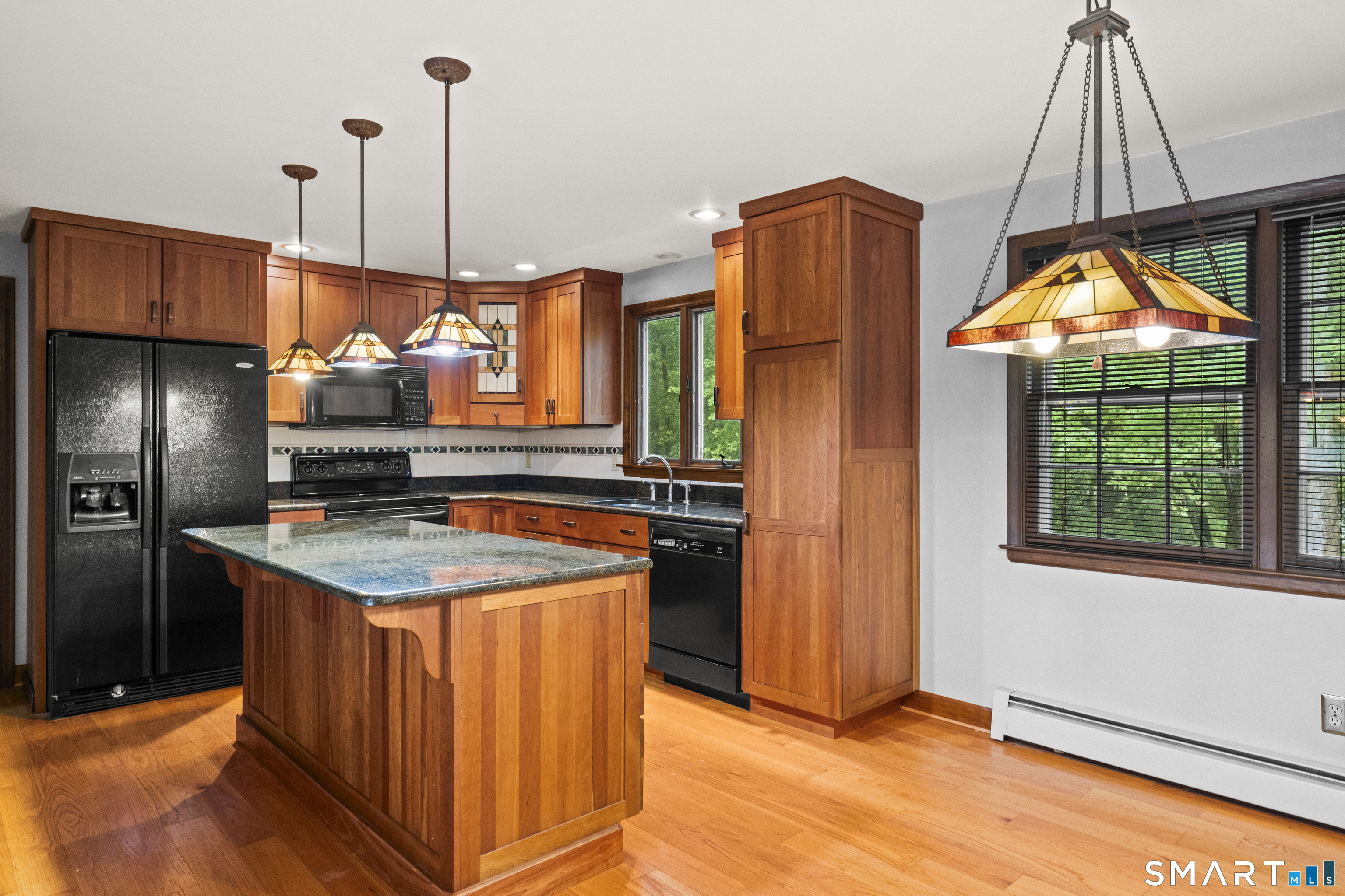 78 Rambling Road Vernon, CT 06066 - Photo 4 of 39 Gallery Image 4