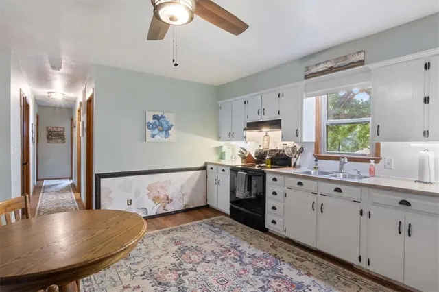 $172,500 | 23209 Oakwood Circle, Hermitage, MO 65668