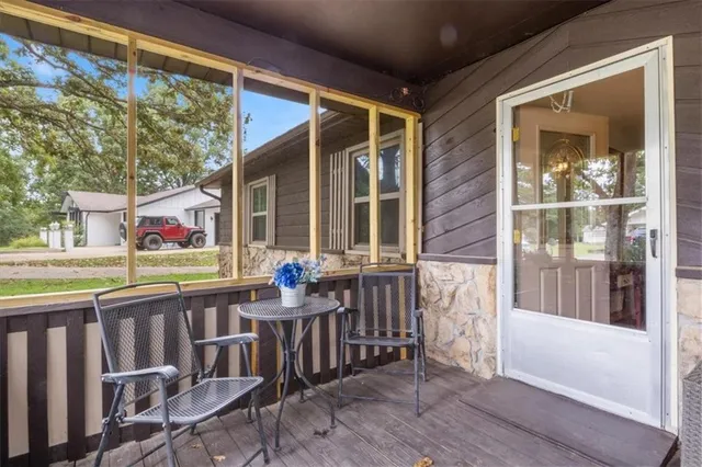 $172,500 | 23209 Oakwood Circle, Hermitage, MO 65668