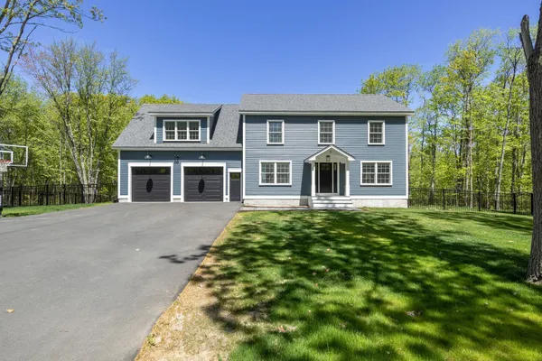 $1,375,000 | 5 Taylor Lane, Kennebunk, ME 04043
