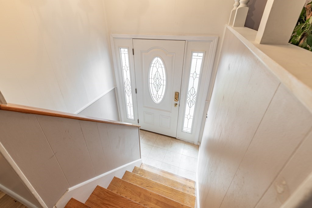 8 Dana Road Maynard, MA 01754 - Photo 5 of 36 Gallery Image 5