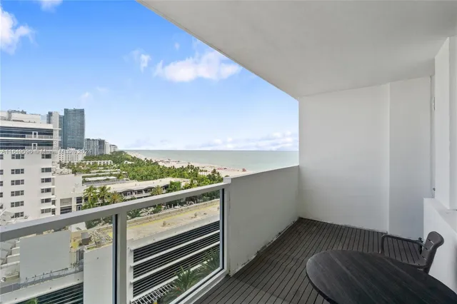 $3,500 | Miami Beach City Center, Miami Beach, FL 33139