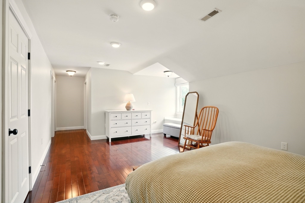 17 R Highland Street, Unit 2 Woburn, MA 01801 - Photo 28 of 37 Gallery Image 28