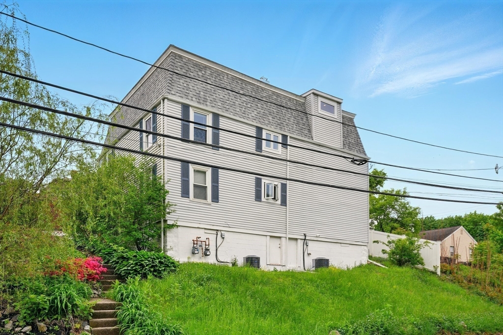 17 R Highland Street, Unit 2 Woburn, MA 01801 - Photo 35 of 37 Gallery Image 35