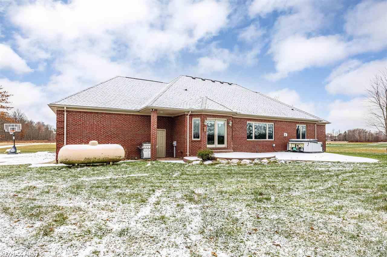 8730 Division Road Columbus, MI 48063 - Photo 34 of 39