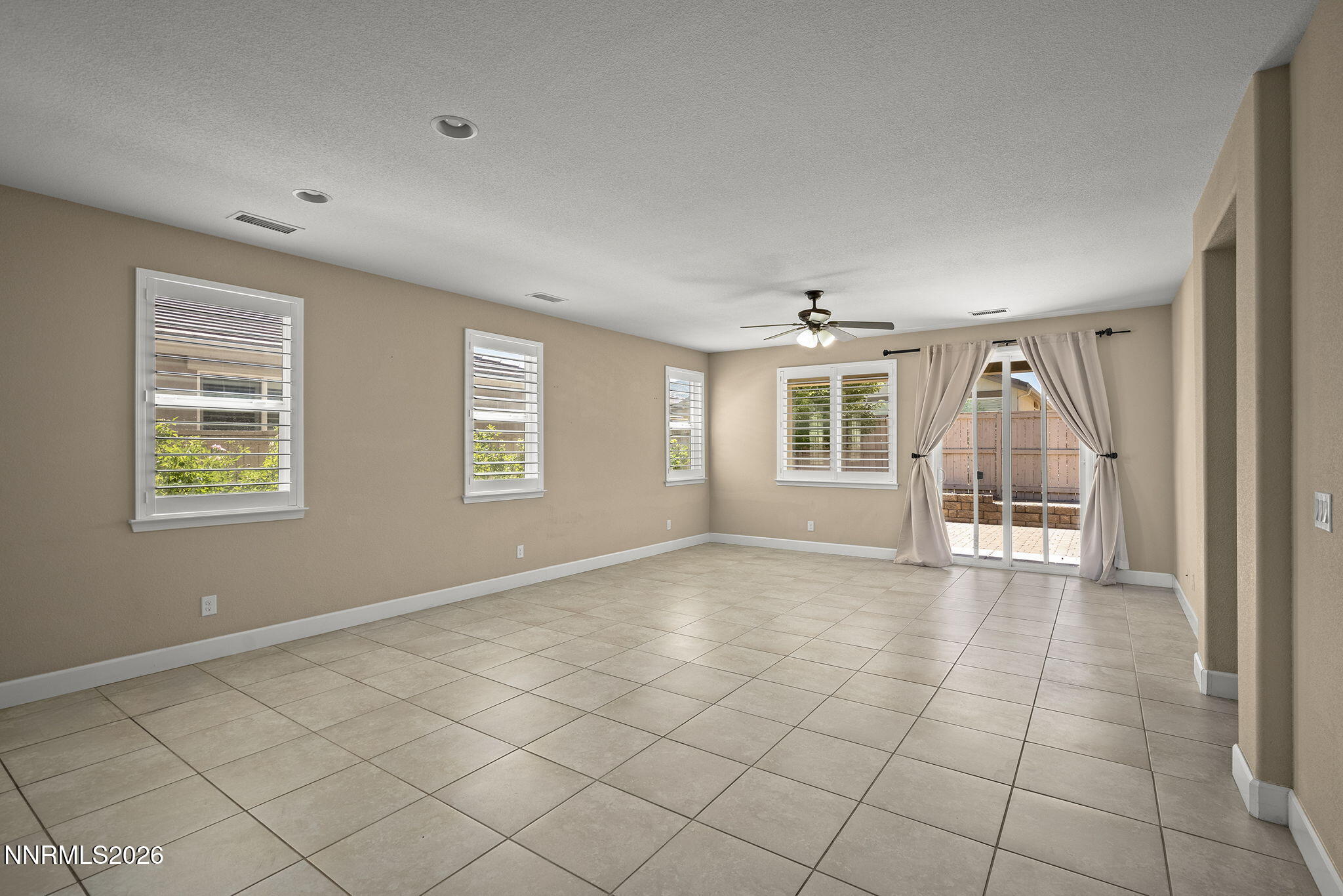 1832 Cholula Drive Reno, NV 89521 - Photo 8 of 23 10-web-or-mls-_DSC7942