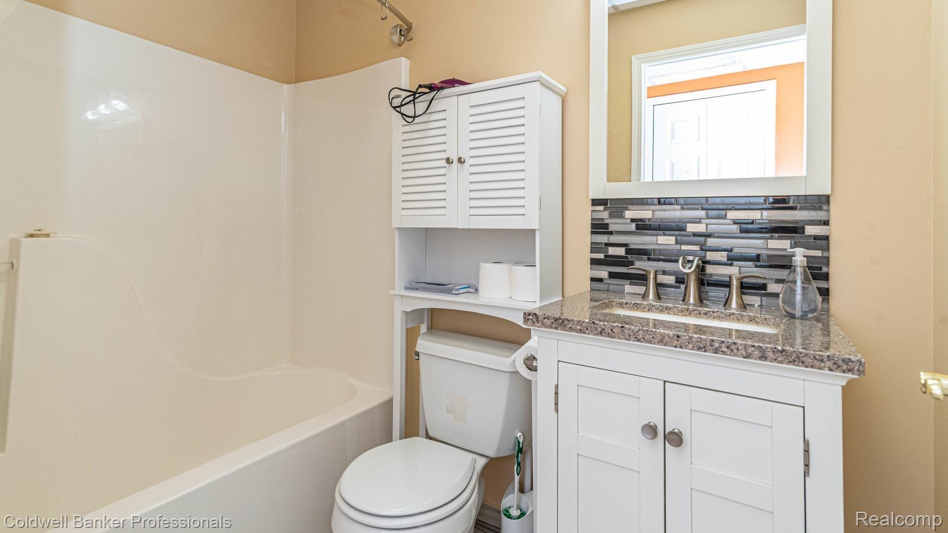 83 Eagle Ridge Road Lake Orion, MI 48360 - Photo 33 of 43 NEWLY Renovated Full Bathroom Basement