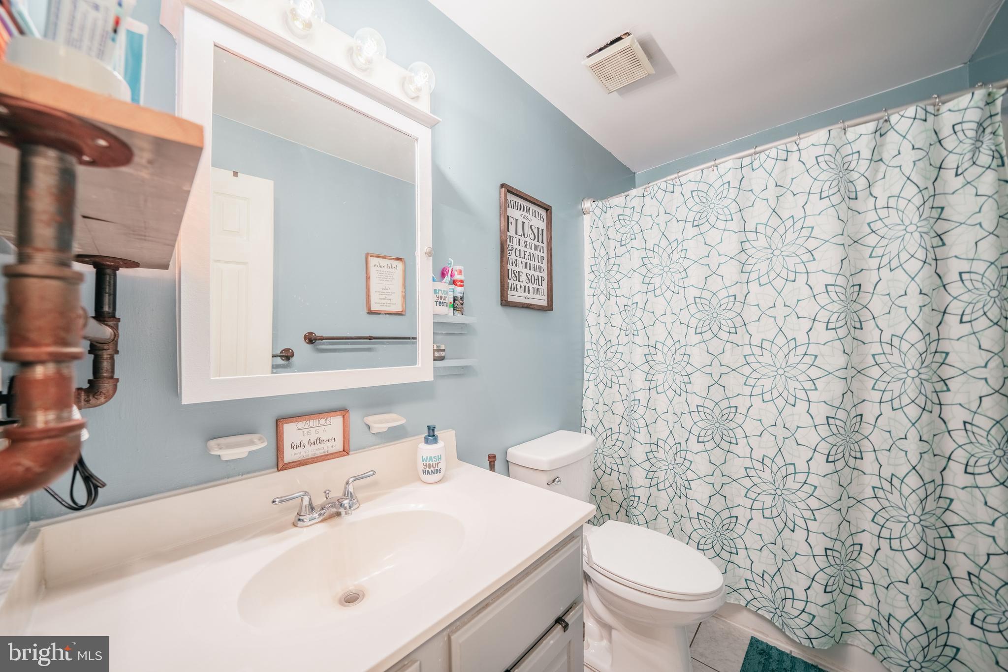 18016 Waterloo Road Amissville, VA 20106 - Photo 14 of 34 Bathroom 1