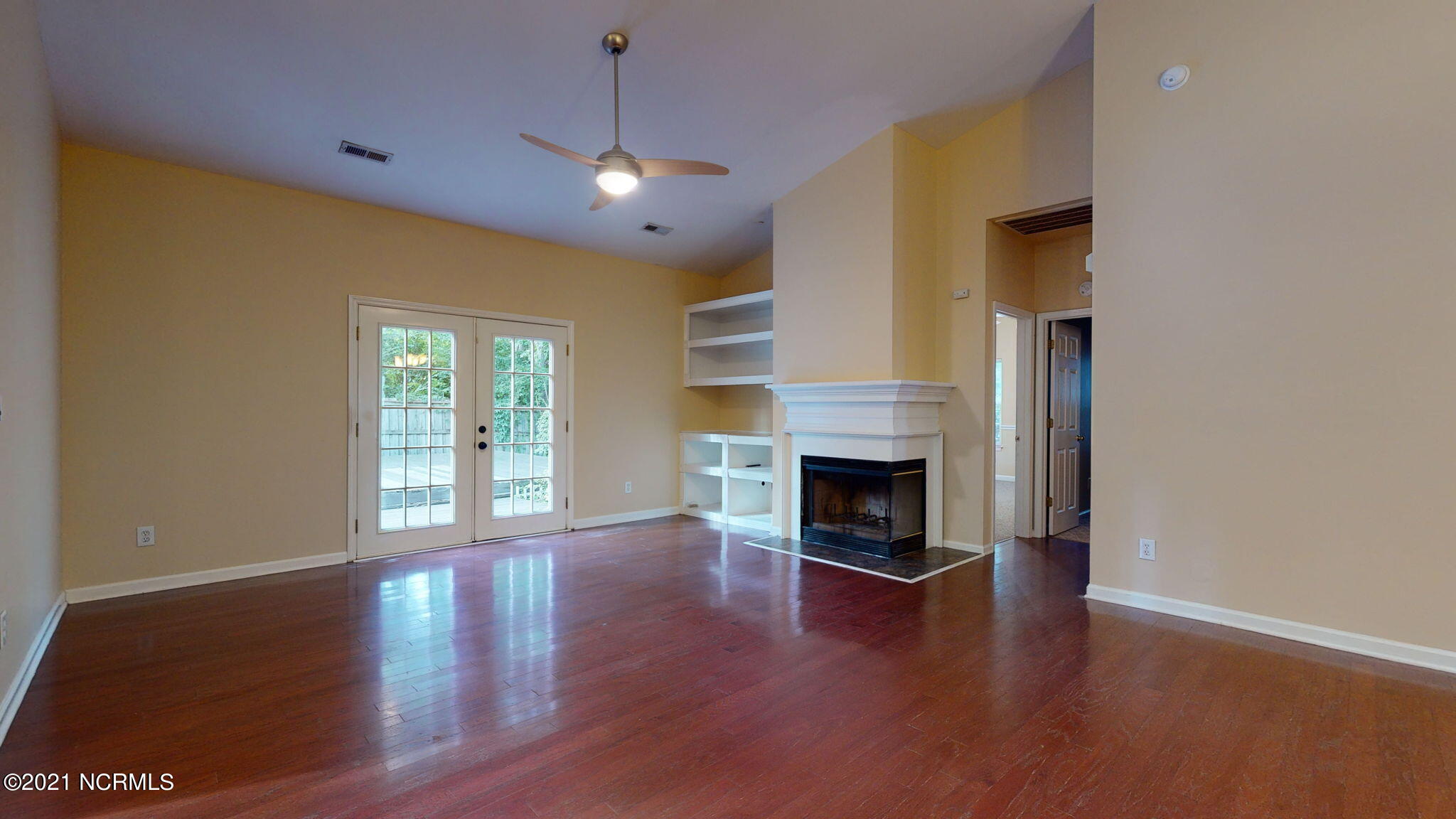 215 Olde Well Loop Road Wilmington, NC 28411 - Photo 6 of 26 22-web-or-mls-215-Olde-Well-Loop-Rd-Wilm