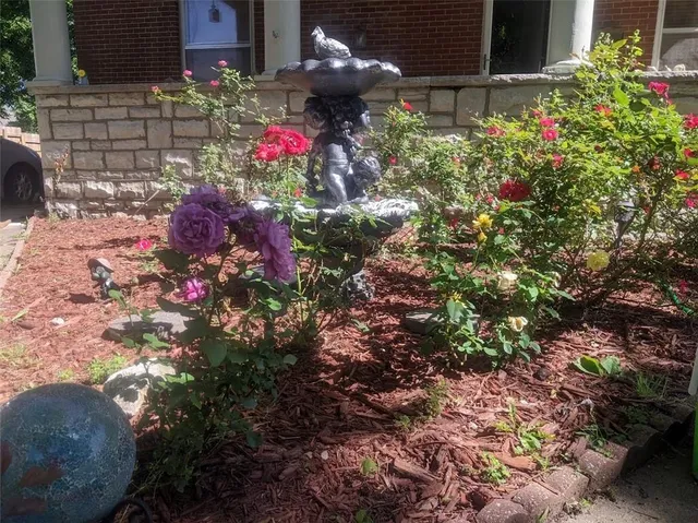 $229,000 | 612 West Cherry Street, Nevada, MO 64772