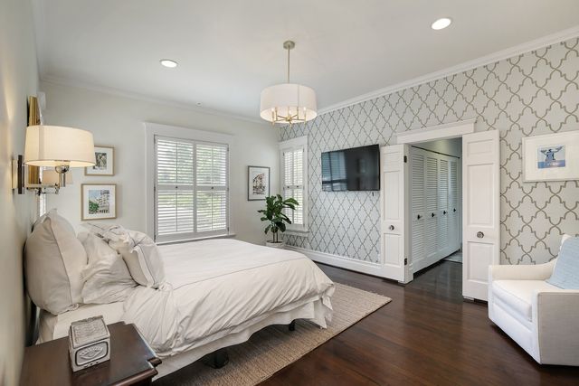 $1,377,777 | 824 Sheridan Road, Glencoe, IL 60022