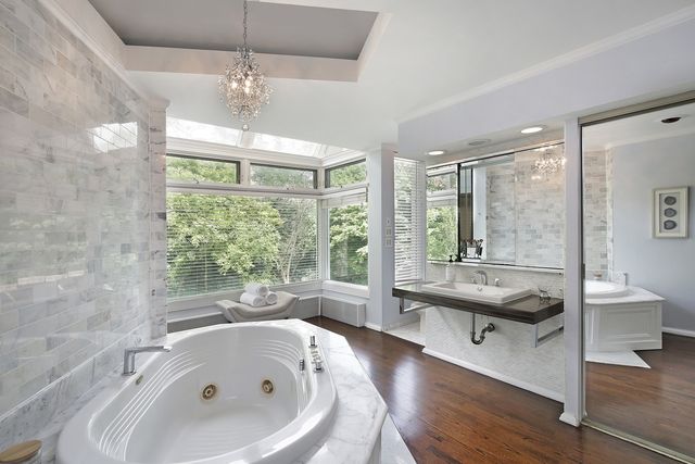 $1,377,777 | 824 Sheridan Road, Glencoe, IL 60022