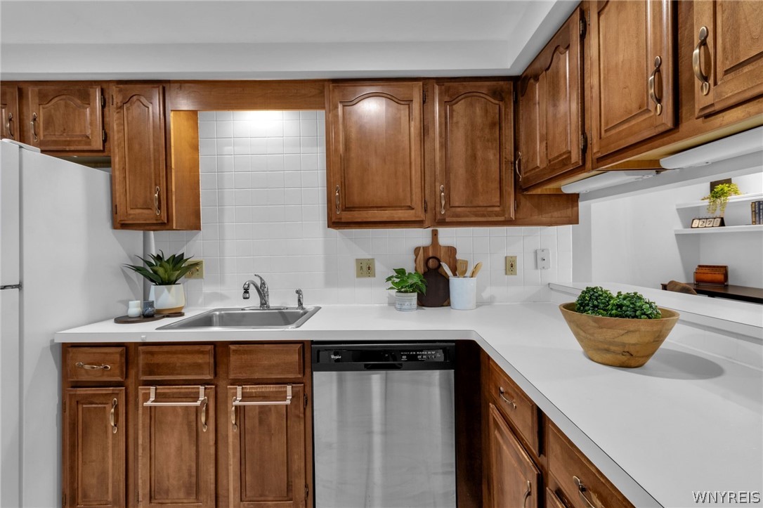 4585 Chestnut Ridge Road, Unit 11 Amherst, NY 14228 - Photo 17 of 43 Gallery Image 17