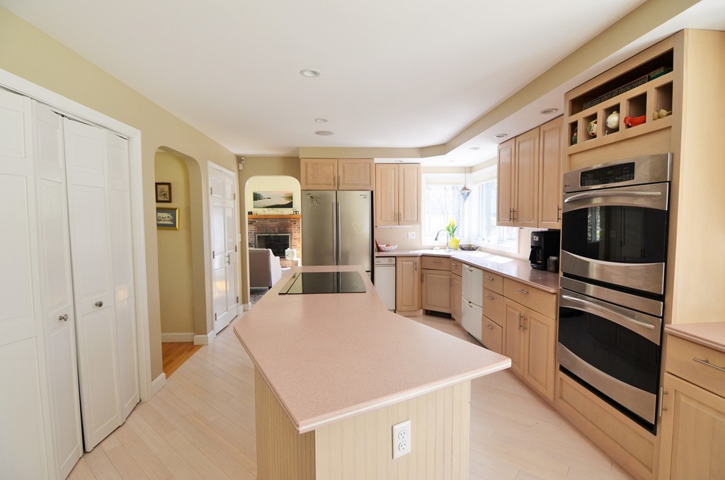 21 Blanchard Road Harvard, MA 01451 - Photo 5 of 22