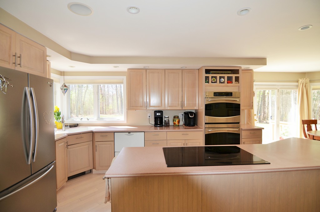 21 Blanchard Road Harvard, MA 01451 - Photo 6 of 22