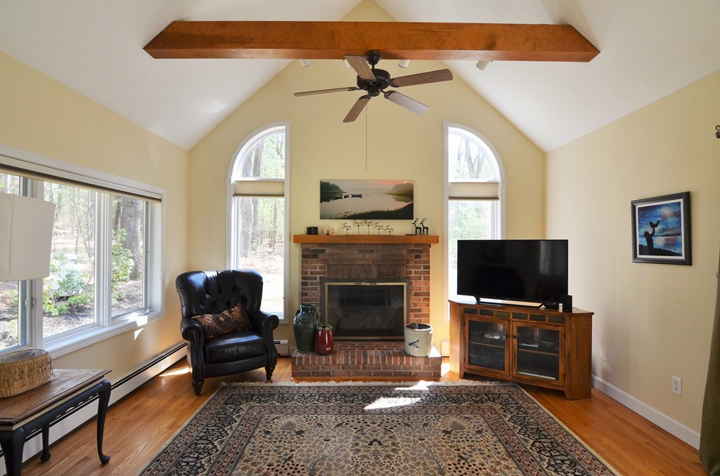 21 Blanchard Road Harvard, MA 01451 - Photo 8 of 22