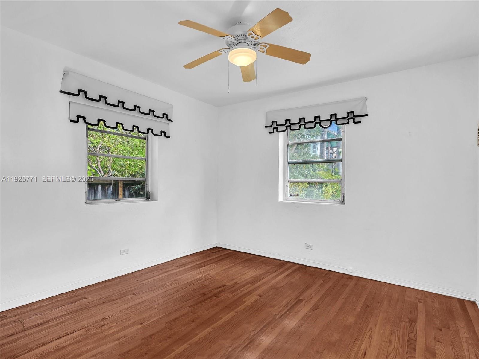 2443 Meridian Avenue Miami Beach, FL 33140 - Photo 21 of 46