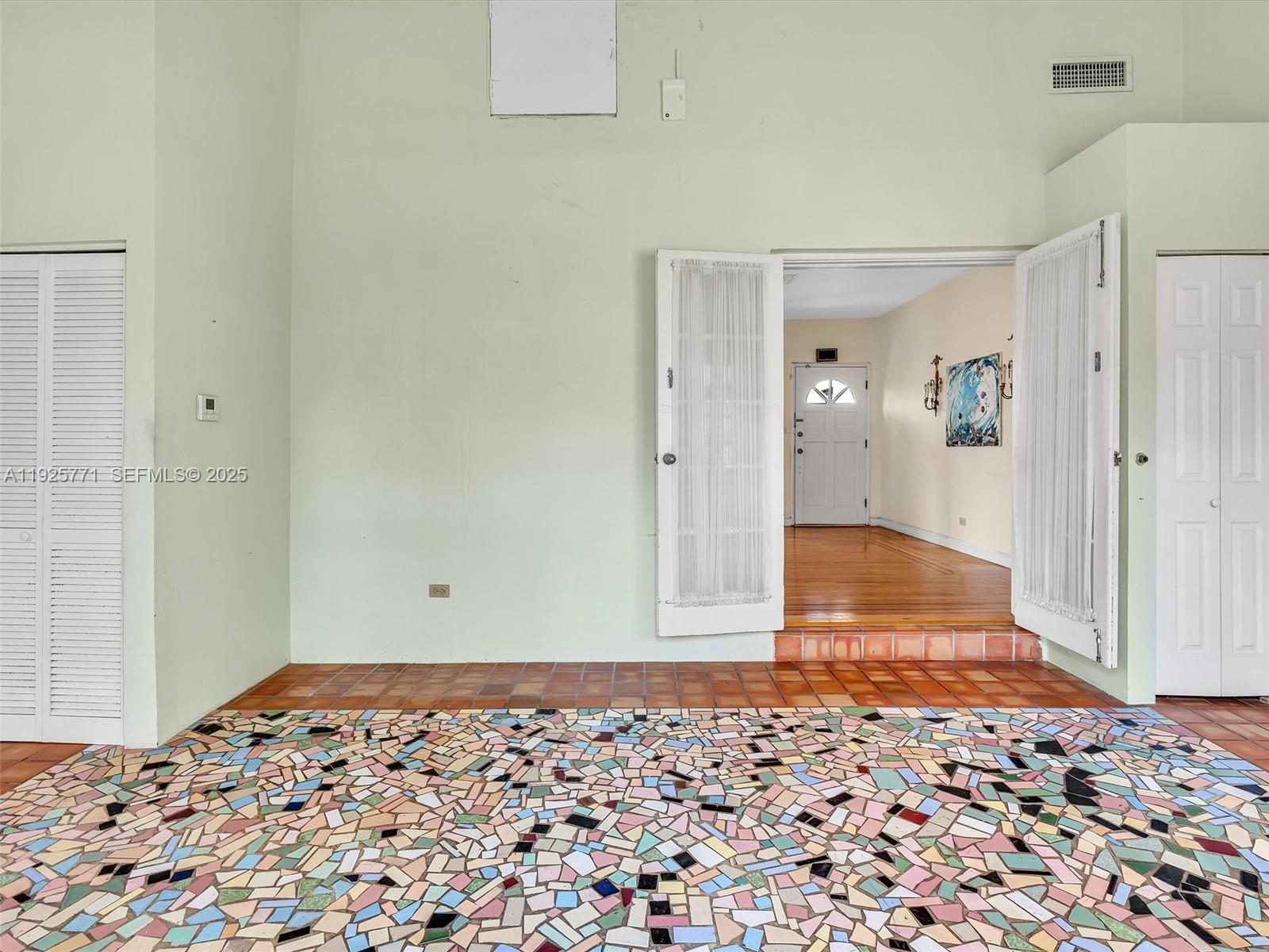 2443 Meridian Avenue Miami Beach, FL 33140 - Photo 37 of 46