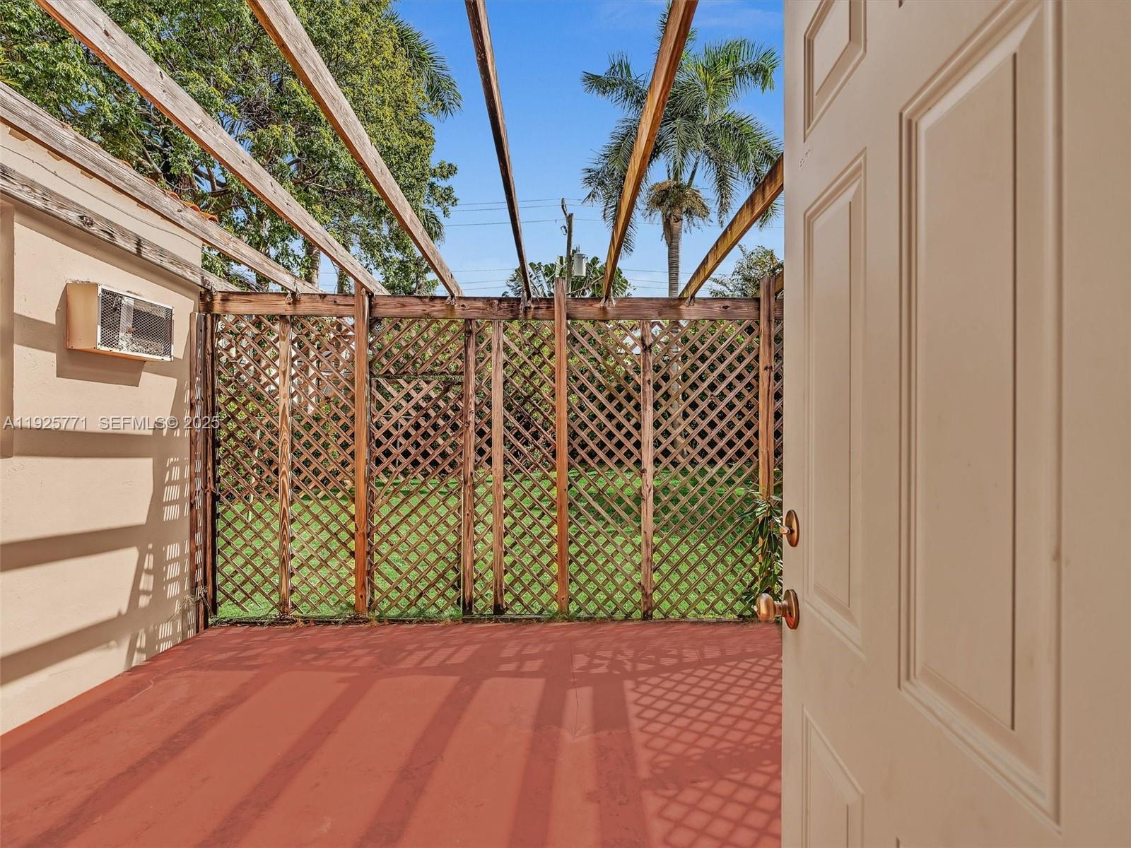 2443 Meridian Avenue Miami Beach, FL 33140 - Photo 41 of 46