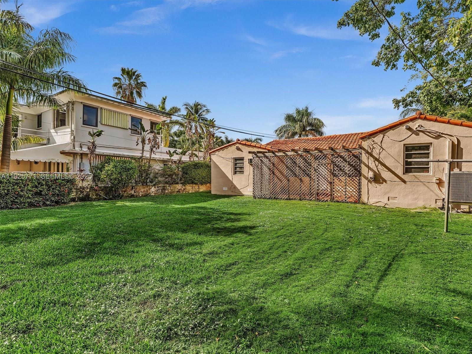 2443 Meridian Avenue Miami Beach, FL 33140 - Photo 43 of 46