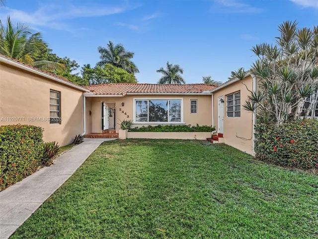 $5,000 | 2443 Meridian Avenue, Miami Beach, FL 33140