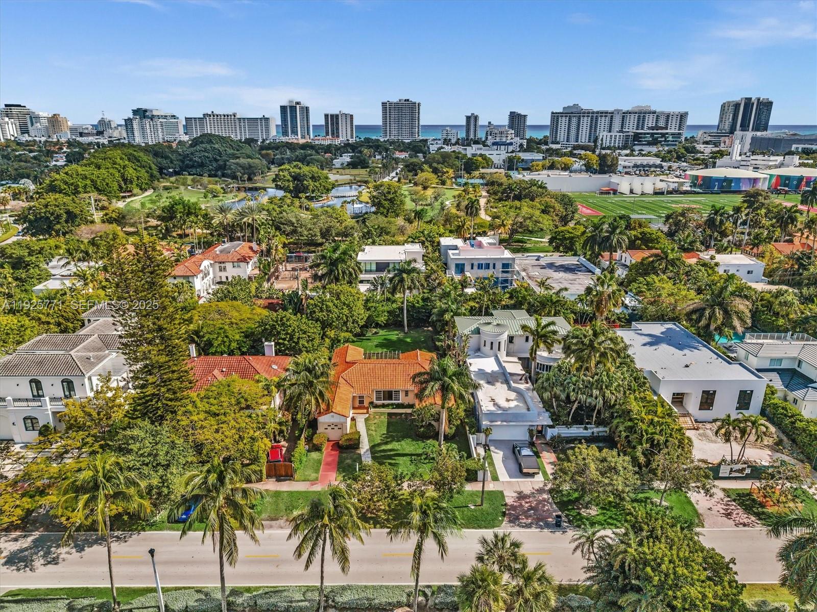 2443 Meridian Avenue Miami Beach, FL 33140 - Photo 7 of 46