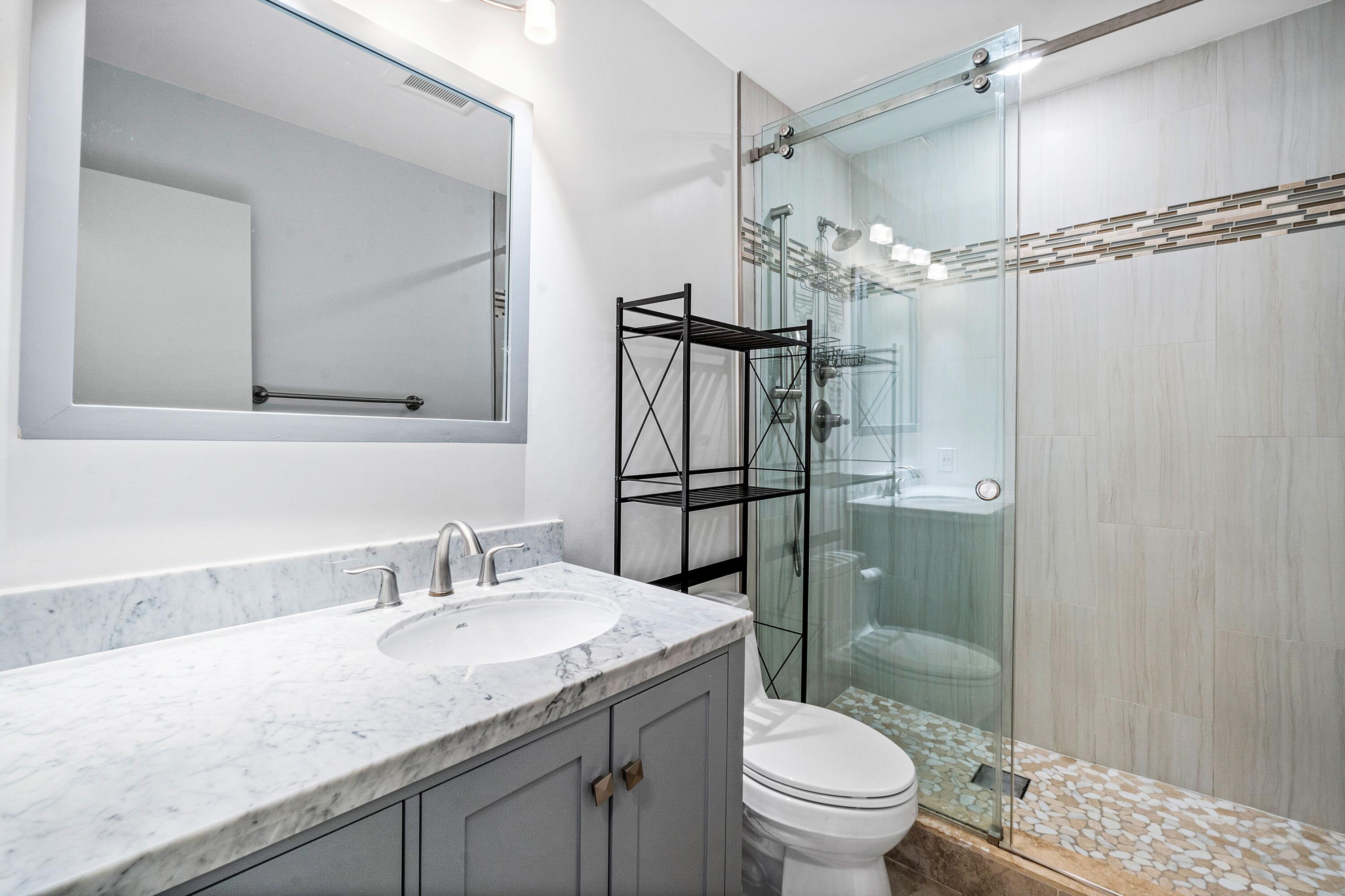 9246 Sable Ridge Circle, Unit B Boca Raton, FL 33428 - Photo 8 of 14 bath2