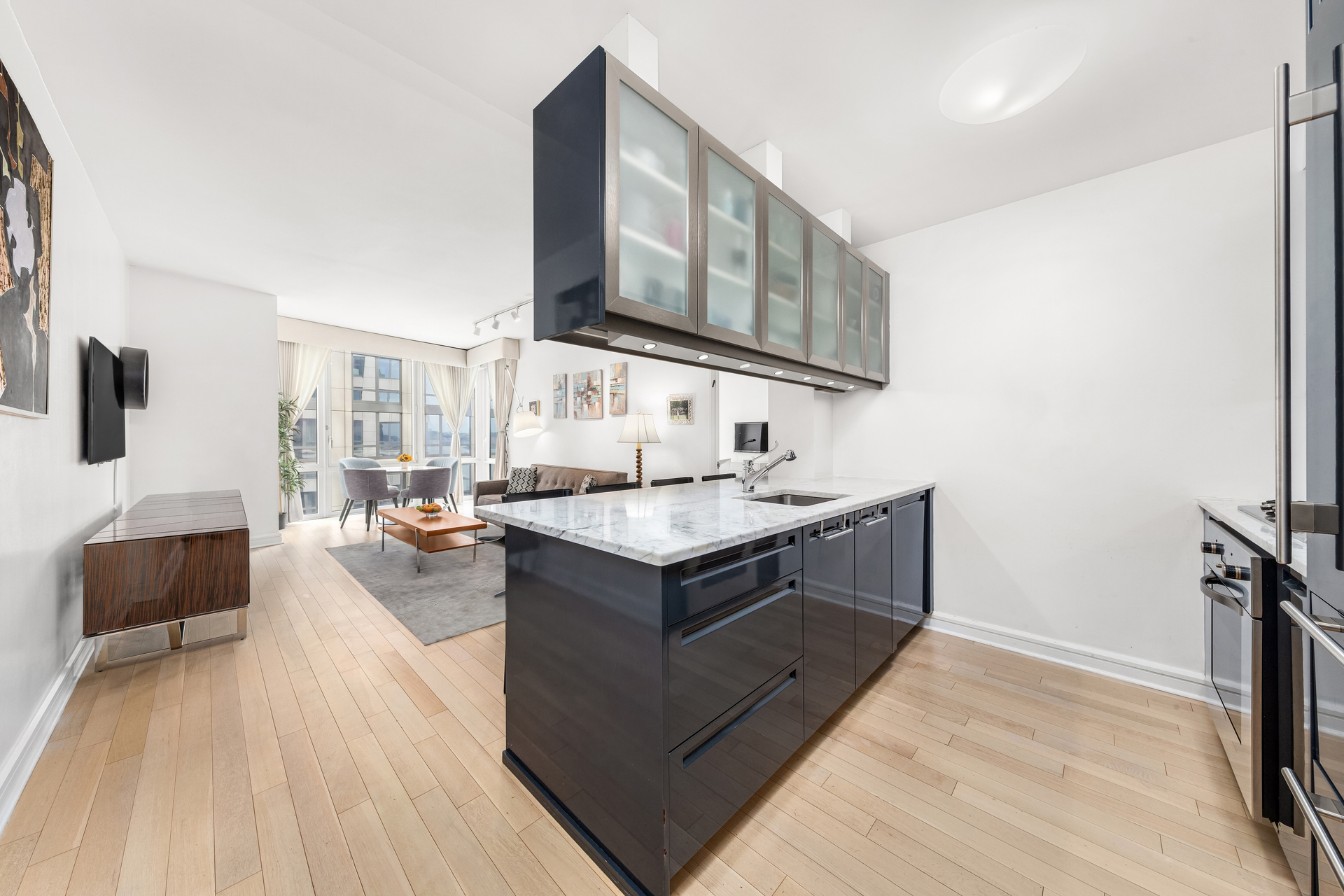 80 Riverside Boulevard, Unit 12N Manhattan, NY 10069 - Photo 3 of 18