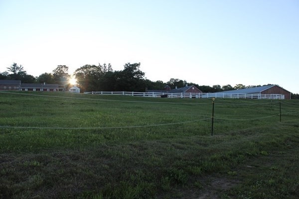 64 Fiskdale Road Brookfield, MA 01506 - Photo 38 of 42 a view of a grassy field