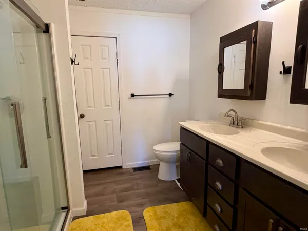 $147,649 | 2217 West Willow Lane, Peru, IN 46970