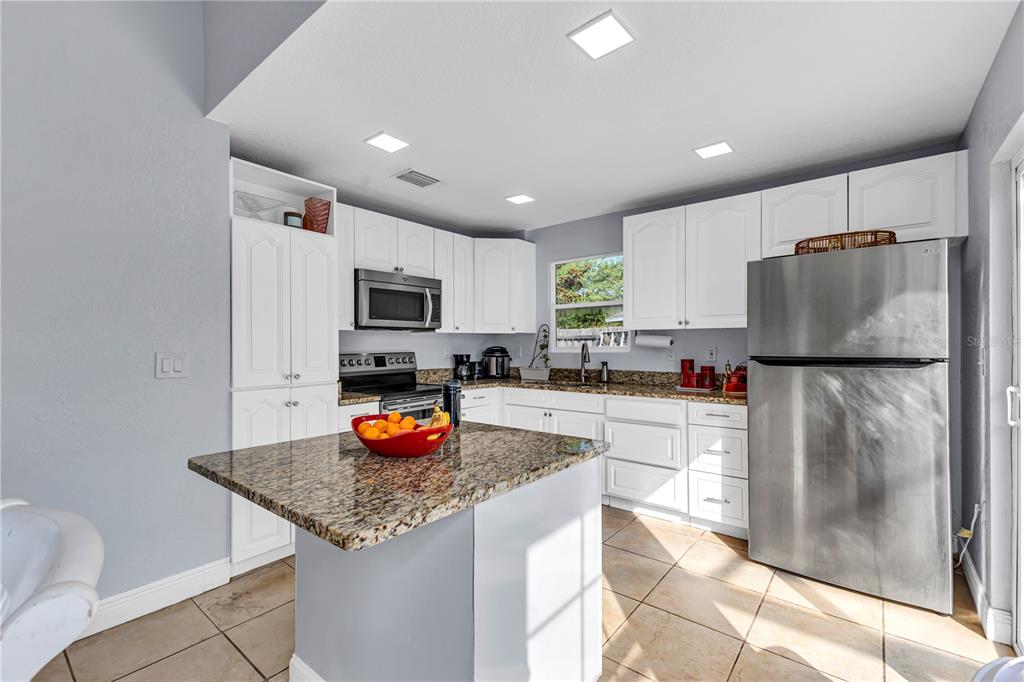 4901 Reginald Road Orlando, FL 32829 - Photo 11 of 29