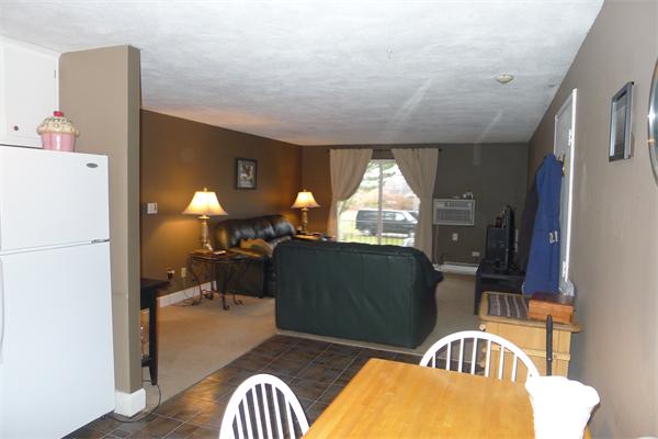 7 Walker Road, Unit 6 North Andover, MA 01845 - Photo 4 of 12