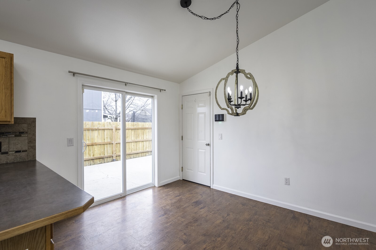 1401 South Hamilton Road Moses Lake, WA 98837 - Photo 17 of 38